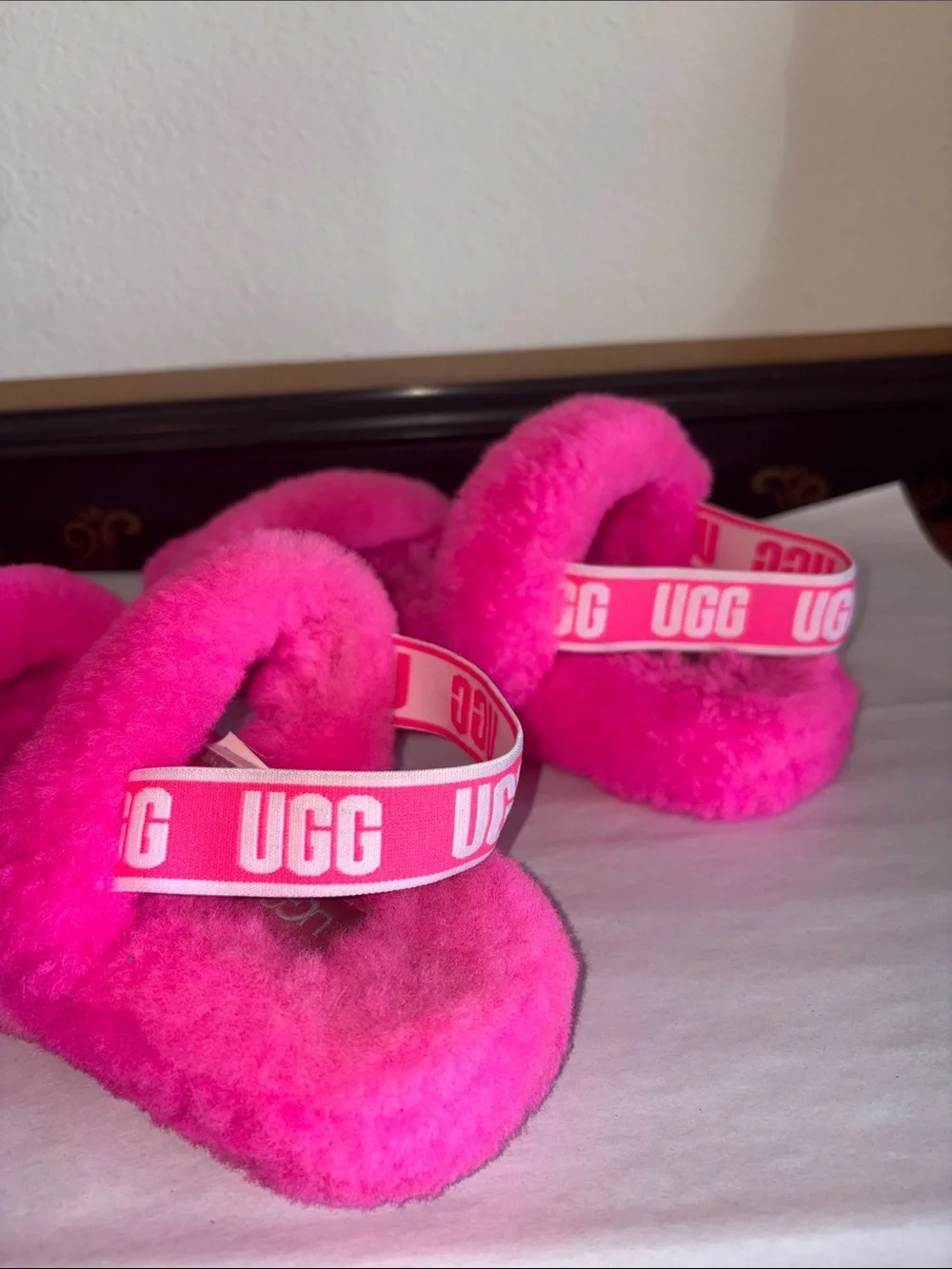 UGG Hot Pink Shearling Slide Sandals 🩷🩷🩷